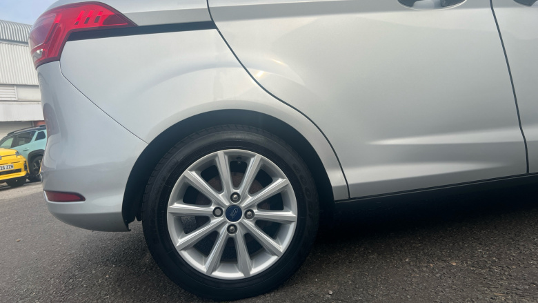 Ford B-MAX 1.0 EcoBoost 125 Titanium Navigator 5dr Petrol Hatchback